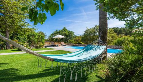 Villa with Garden View