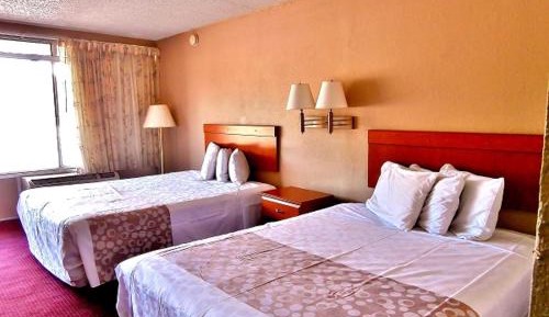 2 Queen Beds Non-Smoking