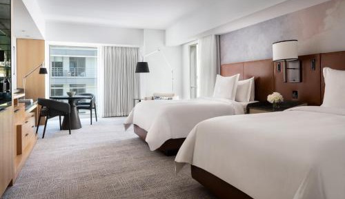 Seattle-View Room Two Double Beds
