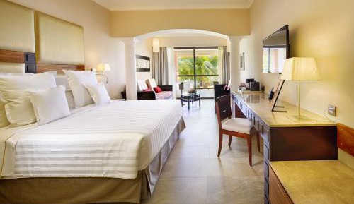 Junior Suite Ocean Front Premium Level