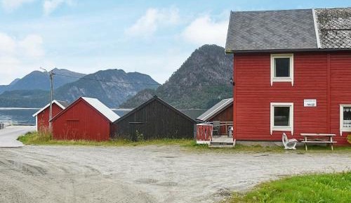 Two-Bedroom Holiday Home