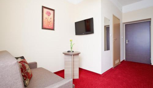 Studio (2 Adults)