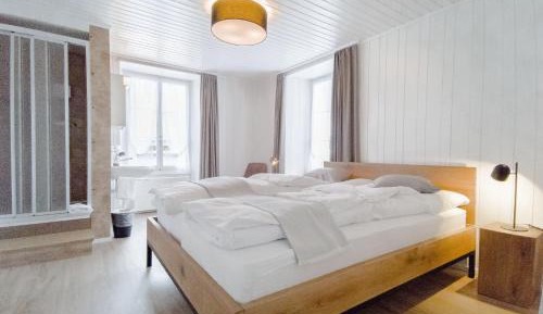 Double Room with Shared Bathroom