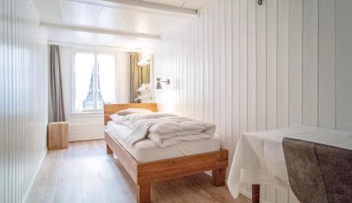 Single Room with Shower