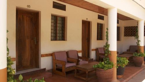 Standard Double Room with Shared Bathroom