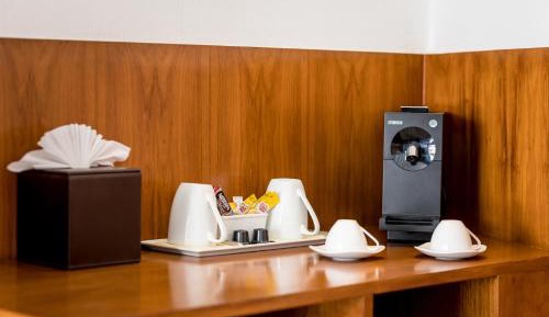 Front Deluxe Double Room - Second Floor