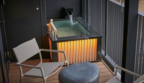 Quadruple Room with Private Bathroom