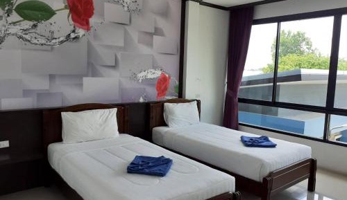 Standard Twin Room