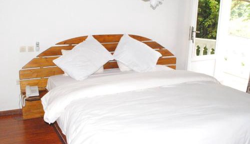 Suite with Garden View