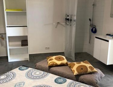 Comfort Triple Room with Shower