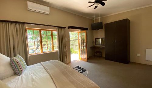 Deluxe Self Catering Room 