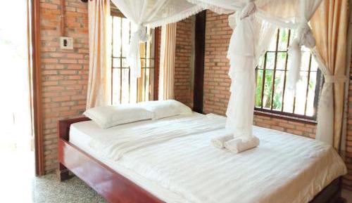Standard Double Room with River View