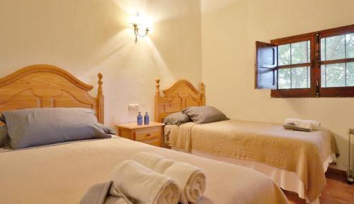 Twin Room with Bathroom