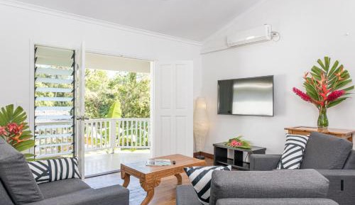Two-Bedroom Lagoon Apartment