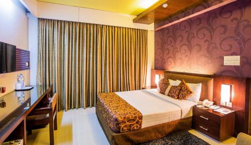 Deluxe Double Room with Balcony
