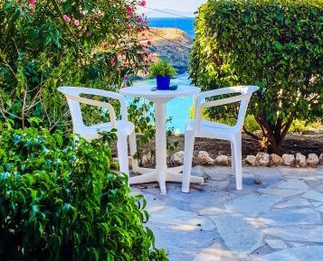 One-Bedroom Apartment (4 Adults)