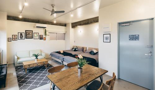 One-Bedroom Apartment 301