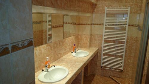 Twin Room with Shared Bathroom