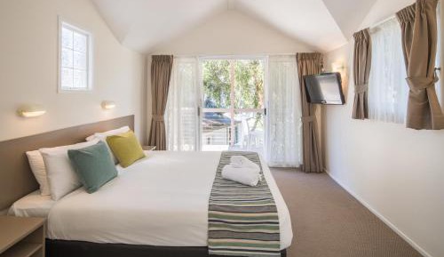 Cottage (Not pet friendly)