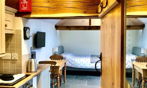 Deluxe Double Studio