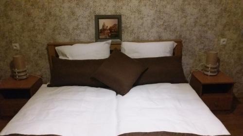 Suite with Mountain View