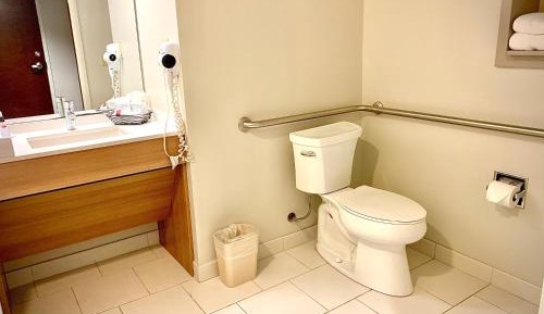 King Studio Suite - Accessible/Non-Smoking