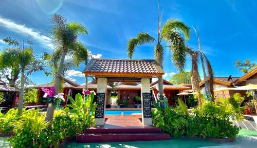 Triple Room with Pool View