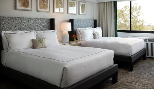 Queen Room with Two Queen Beds and City View