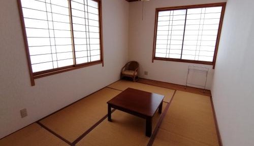 Economy Twin Room