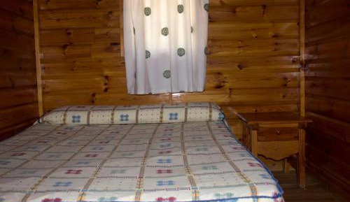 One-Bedroom Bungalow (2 Adults)