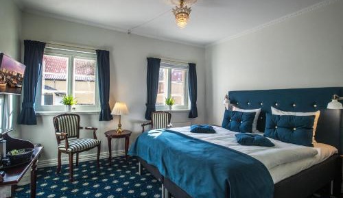 Large Double Room