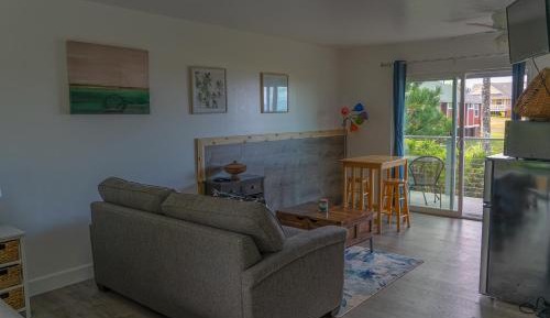 Studio with Balcony
