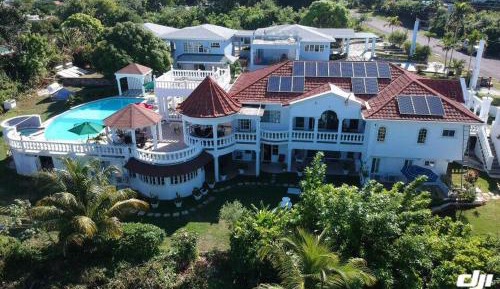 Superior Villa
