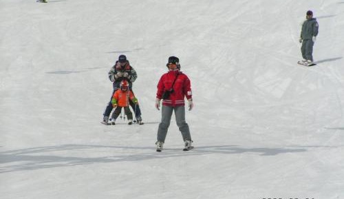 Japanese-Style Family Room with Shared Bathroom