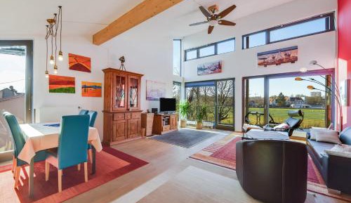 Three-Bedroom Superior Apartment