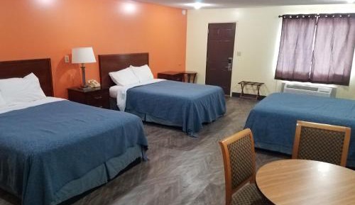 Queen Room with Three Queen Beds