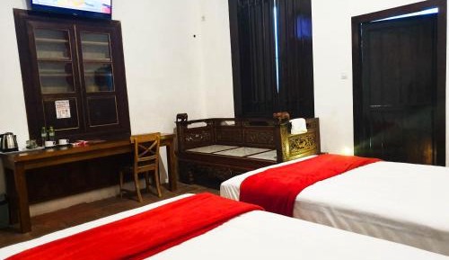 Deluxe Double or Twin Room