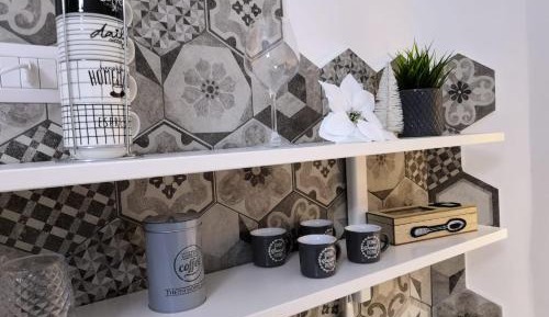 Deluxe Room (2 Adults + 1 Child)