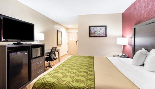 King Room with Tub - Mobility Accessible/Non Smoking