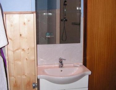 Two-Bedroom Apartment (4 Adults)