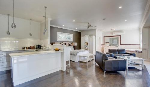 Deluxe Villa - Willow Cottage