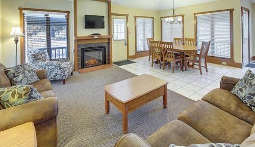 One-Bedroom Apartment Suite