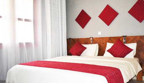 Deluxe Double or Twin Room with Garden View