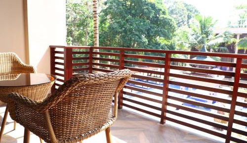 Double Room with Pool View