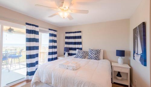 Six Bedroom Holiday Home