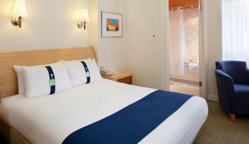 Standard Queen Room - Disability Access