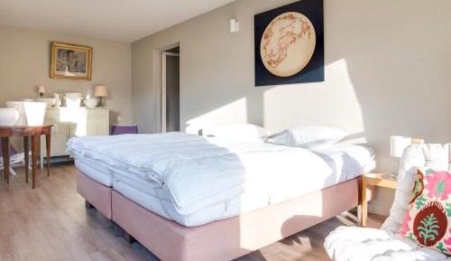 Five-Bedroom Holiday Home