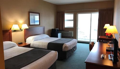 Deluxe Queen Room with Two Queen Beds