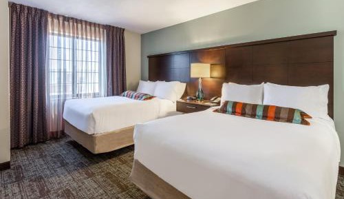 One-Bedroom Suite with Two Double Beds