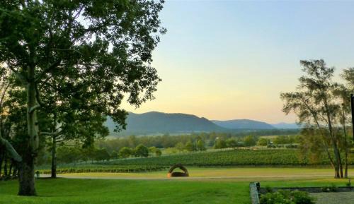 Holiday Home - Rock Cottage 